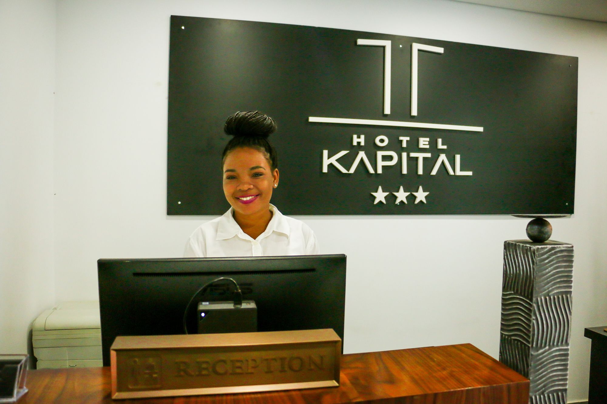 Hotel Kapital マプト エクステリア 写真